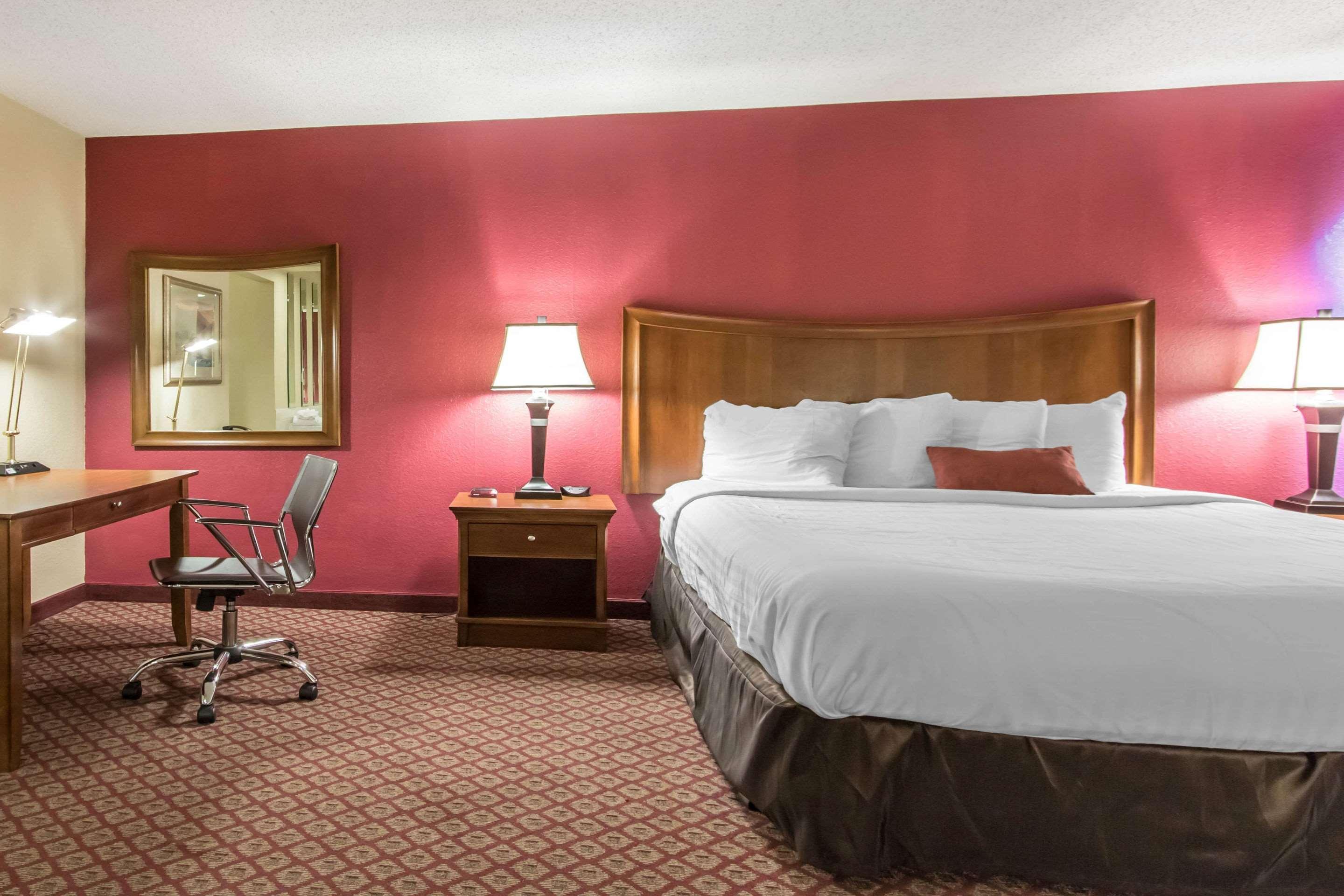 Econo Lodge Inn & Suites Joplin Eksteriør billede