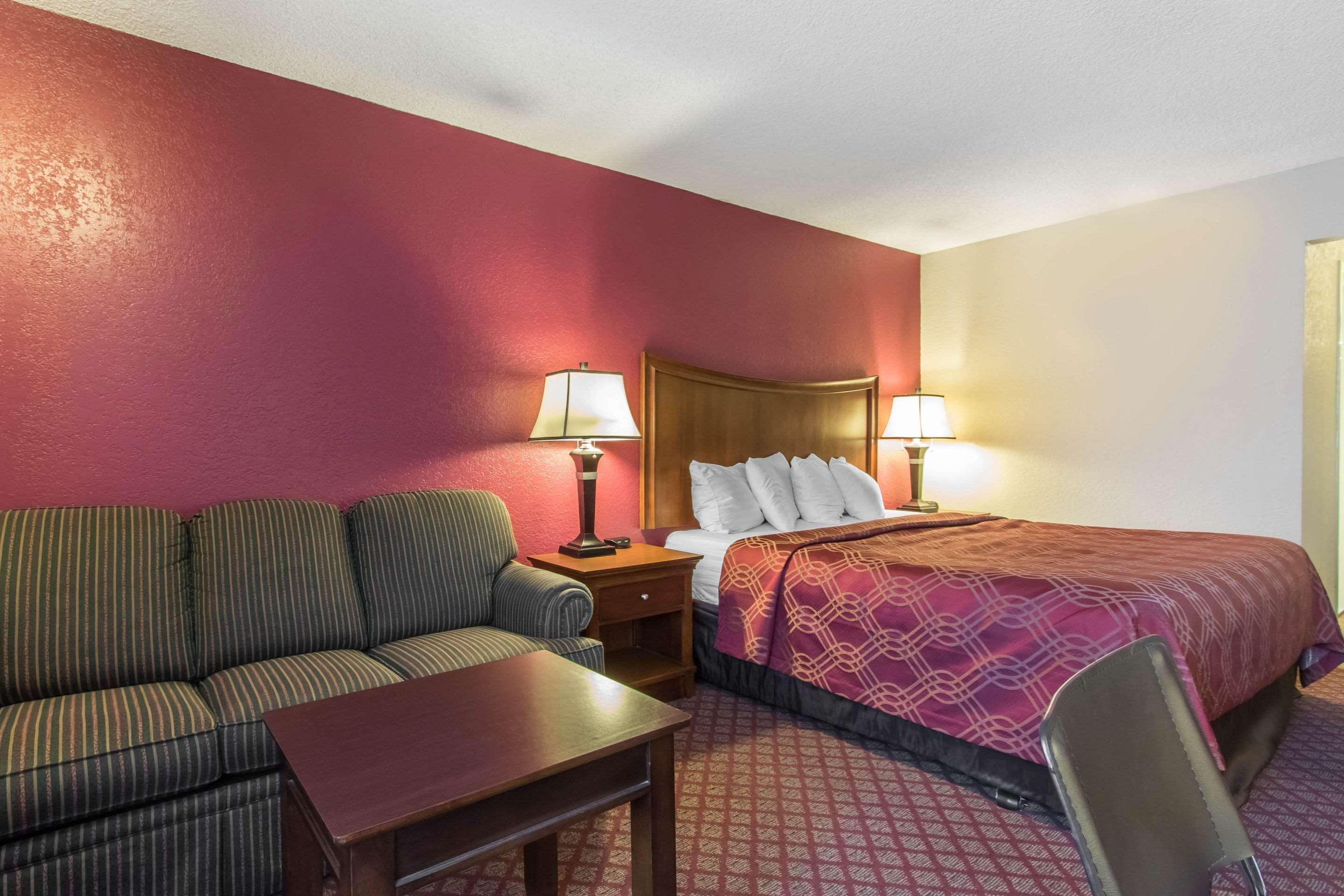 Econo Lodge Inn & Suites Joplin Eksteriør billede