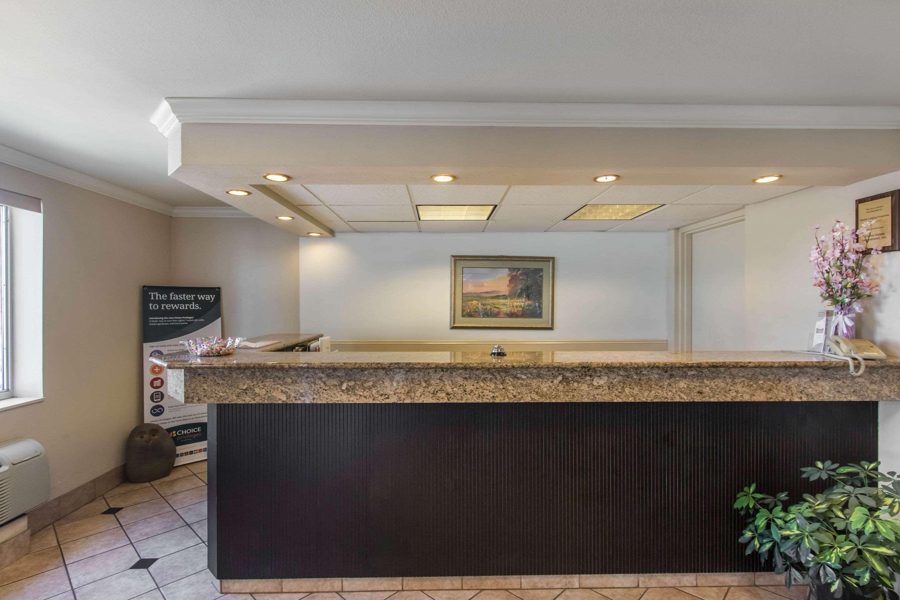 Econo Lodge Inn & Suites Joplin Eksteriør billede